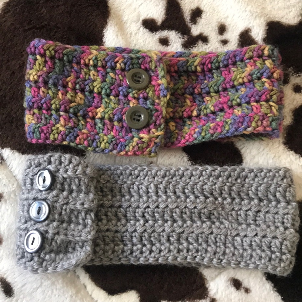 Ear warmers